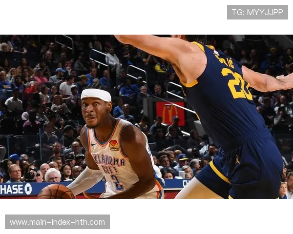 爵士雷霆对攻大战，马尔卡宁35分难敌亚历山大40分